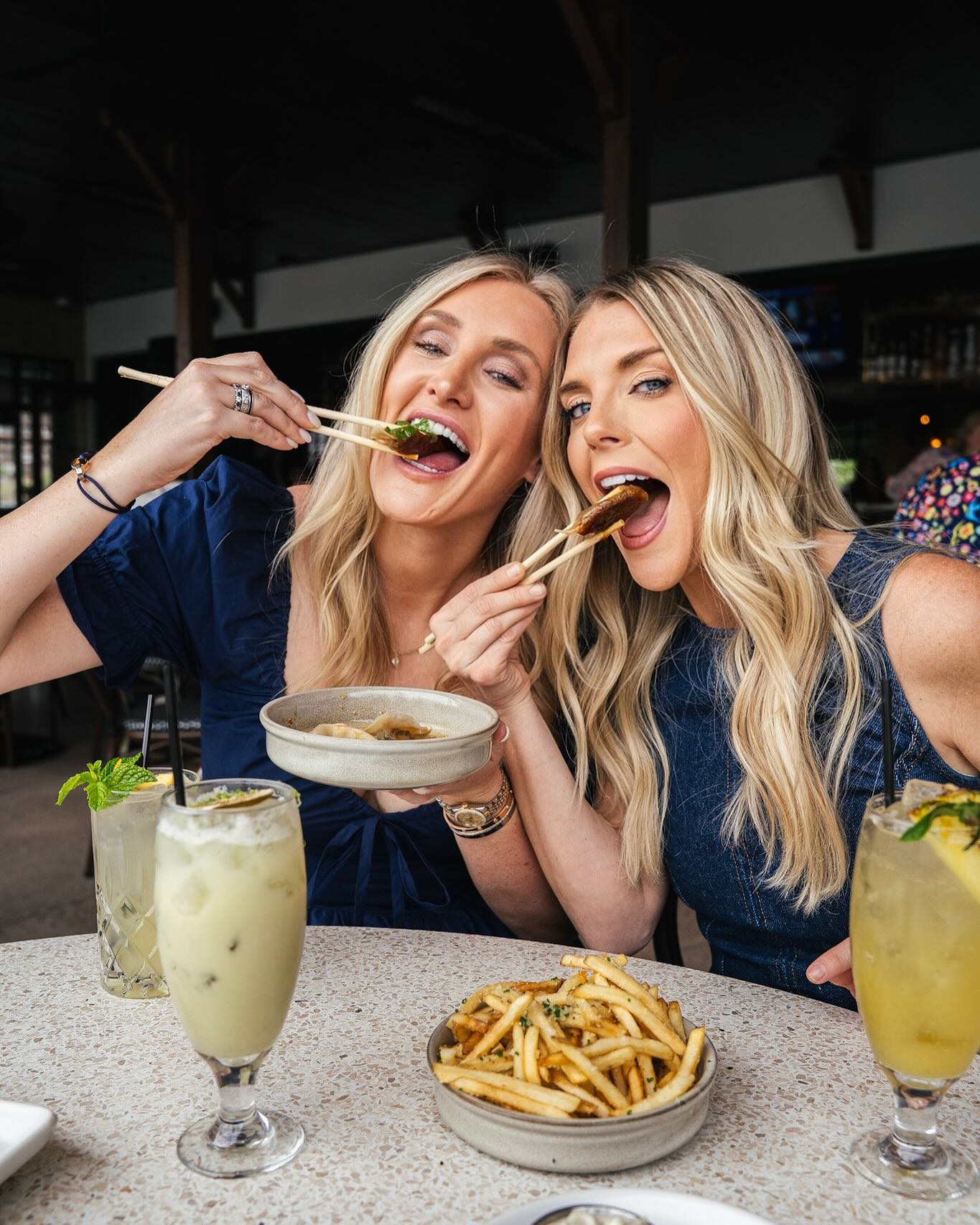 Blondes Who Eat and Travel